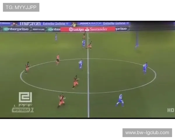 以职业生涯为视角探讨功夫足球的技术演变与未来发展趋势